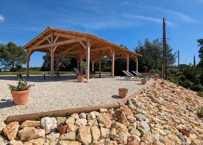 Mas D'eyrolles * Russan